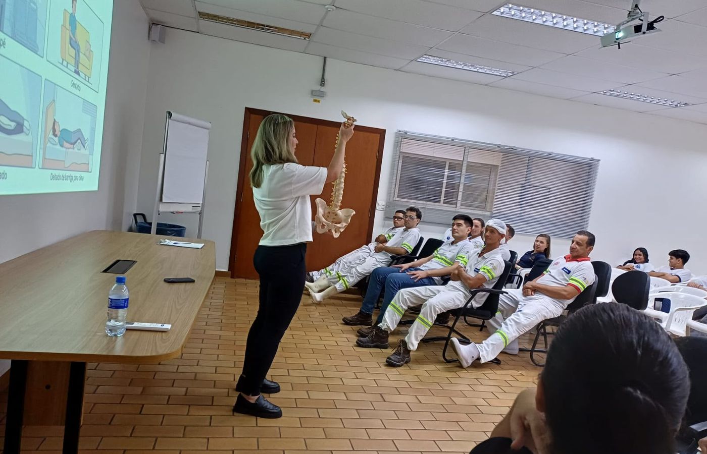 Ações corporativas